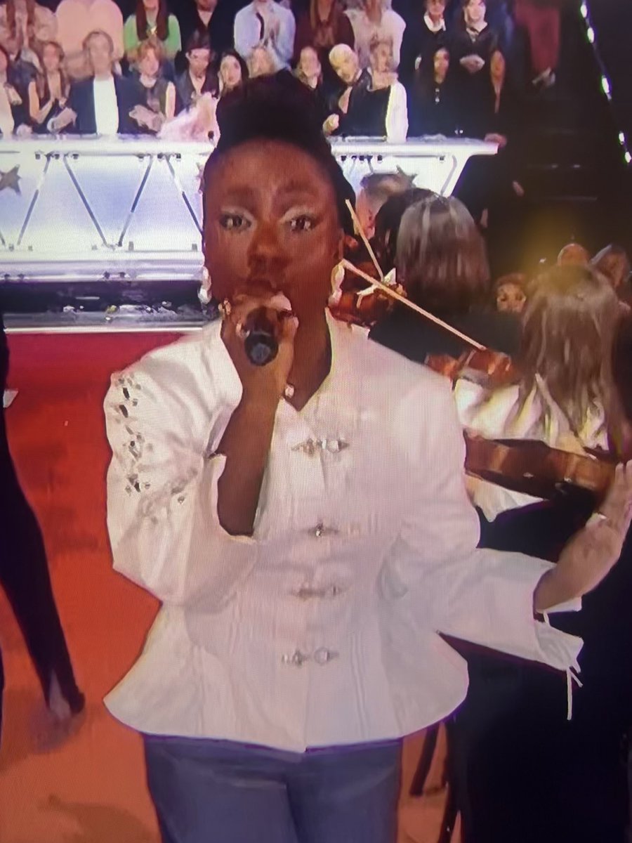 Moi quand j’ai vu Sarah 😍😍😍😍😍 #sarah #StarAcademy  #staracademylive