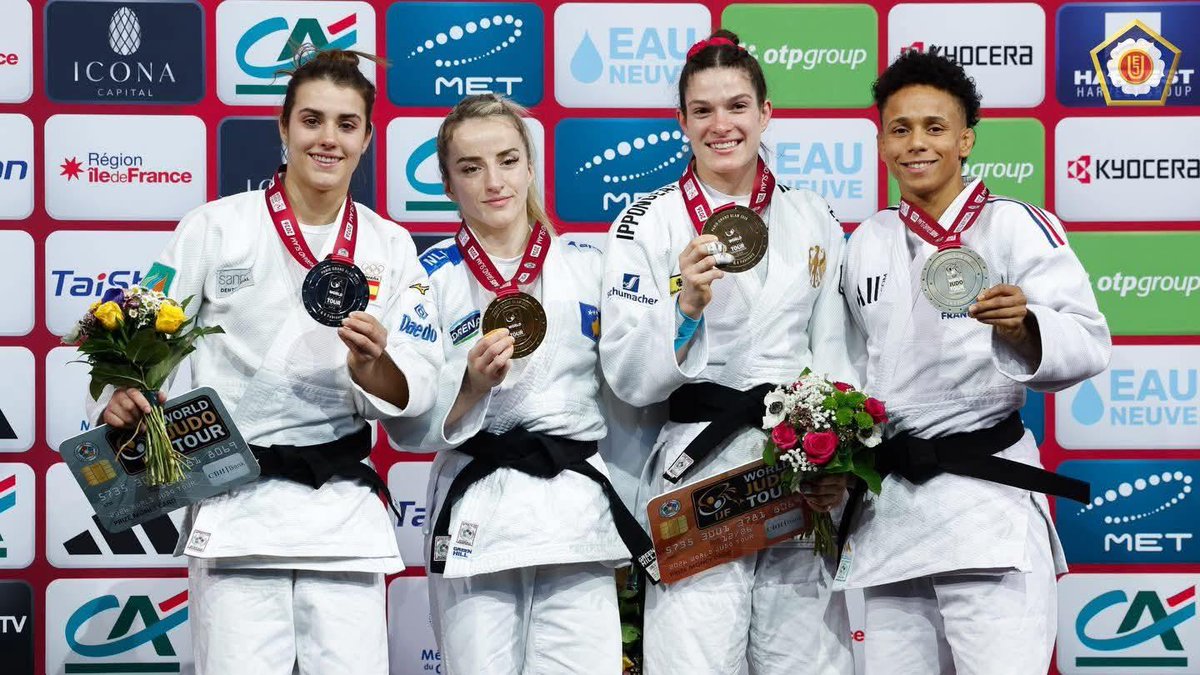 🇽🇰 | Gold for the #4th time in #Paris, our Distria Krasniqi! What a pride! 

Congratulations Distria, and thank you for making us feel proud and giving us these unforgettable emotions! 🇽🇰❤️

#ParisGrandSlam2026 

📷 EJU &amp; IJF