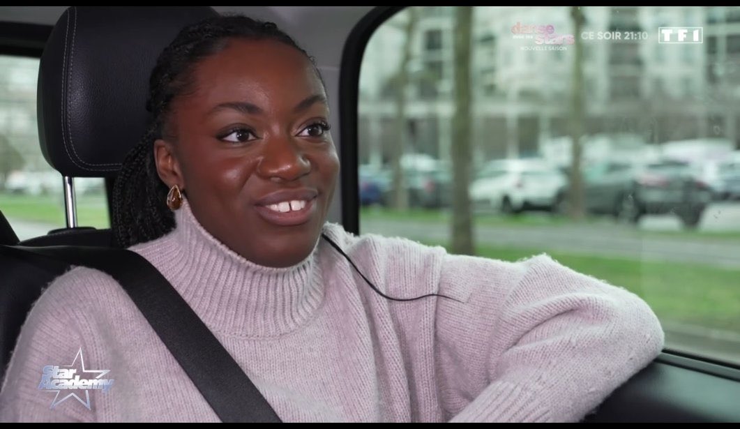 Depuis son élimination je ne regardais plus le programme. Je regarde juste aujourd’hui car j’espérais la voir !  
#sarah #StarAcademy #staracademylive