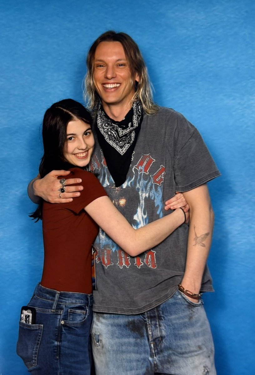 ᴊᴀᴍɪᴇ ᴄᴀᴍᴘʙᴇʟʟ ʙᴏᴡᴇʀ ᴀʀᴄʜɪᴠᴇ. tweet media