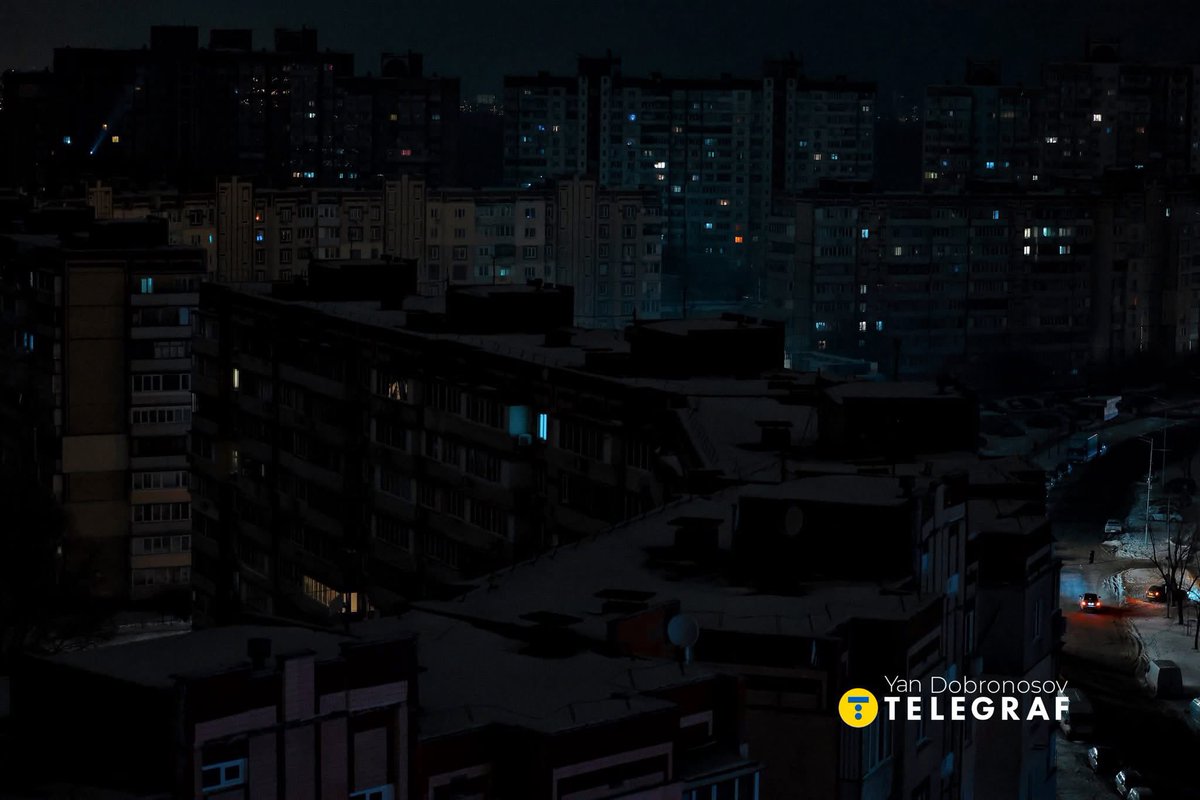 Because of russian strikes on key substations, nuclear power output was cut, leading to a severe electricity shortage. Kyiv now has electricity for just 1.5–2 hours a day.
Tough days ahead.