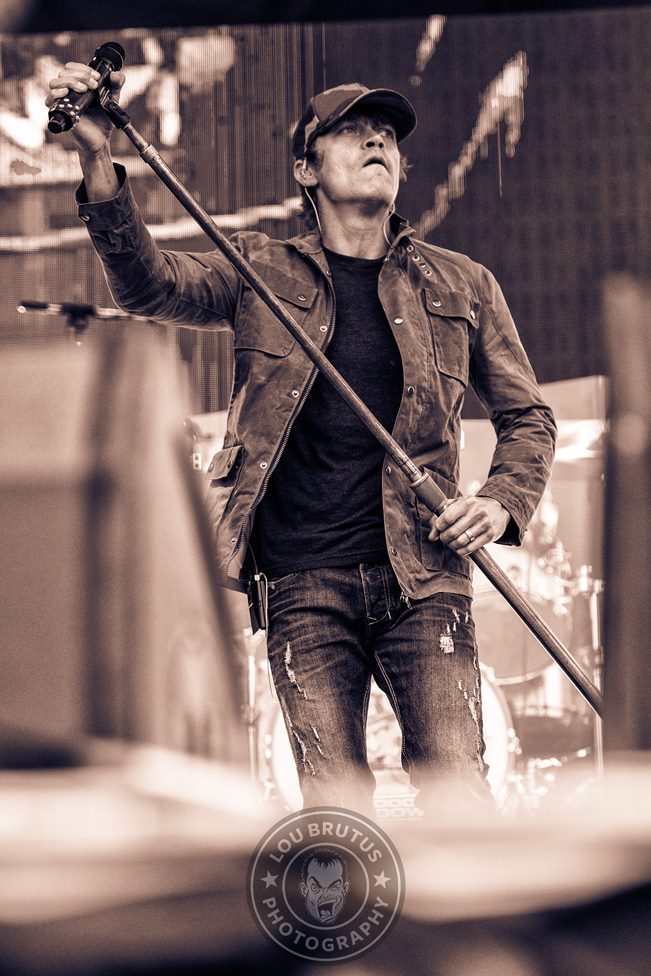 R.I.P BRAD ARNOLD: Brad Arnold of <a href="/3DoorsDown/">3 Doors Down</a> was always a nice and unpretentious guy. You'd never have known he was a rock star, if you met him. I just dug out these shots from the <a href="/WJJO/">94.1 WJJO</a> Sonic Boom in Janesville WI 2016. What a great day. Godspeed, Brad. #BradArnold #3DoorsDown