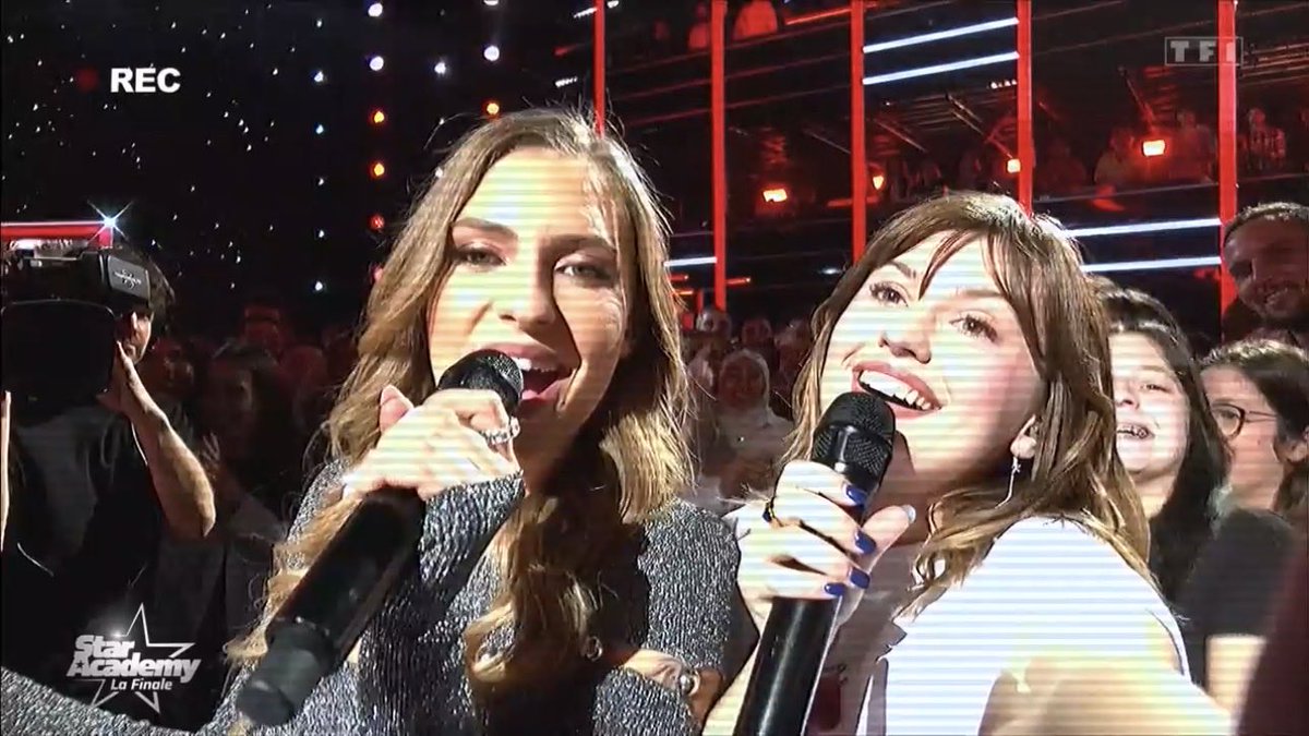 SECRET REACT tweet media