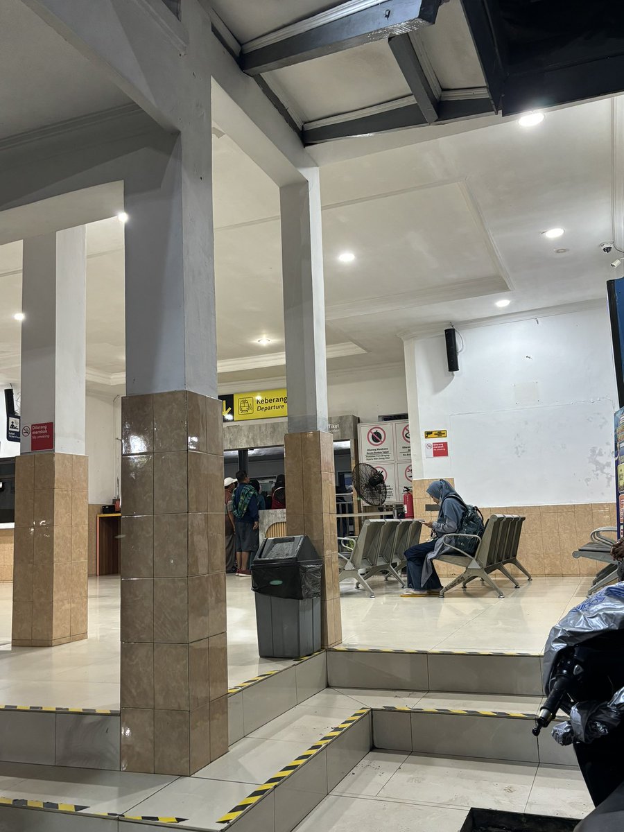 kayin🦖 tweet media