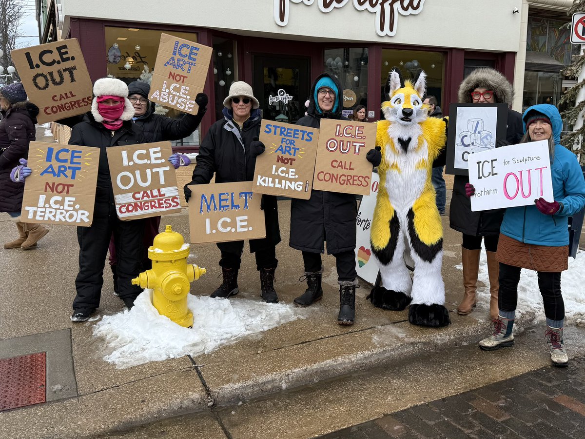 This group was super chill.  We both wanted pictures with each other and glad it happened.