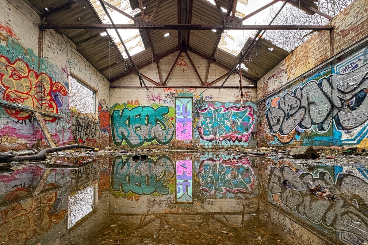 Derelict Reflections

With the industry long-gone at Allen Brickworks, the building stands silent, captured on a cold, wet February afternoon.