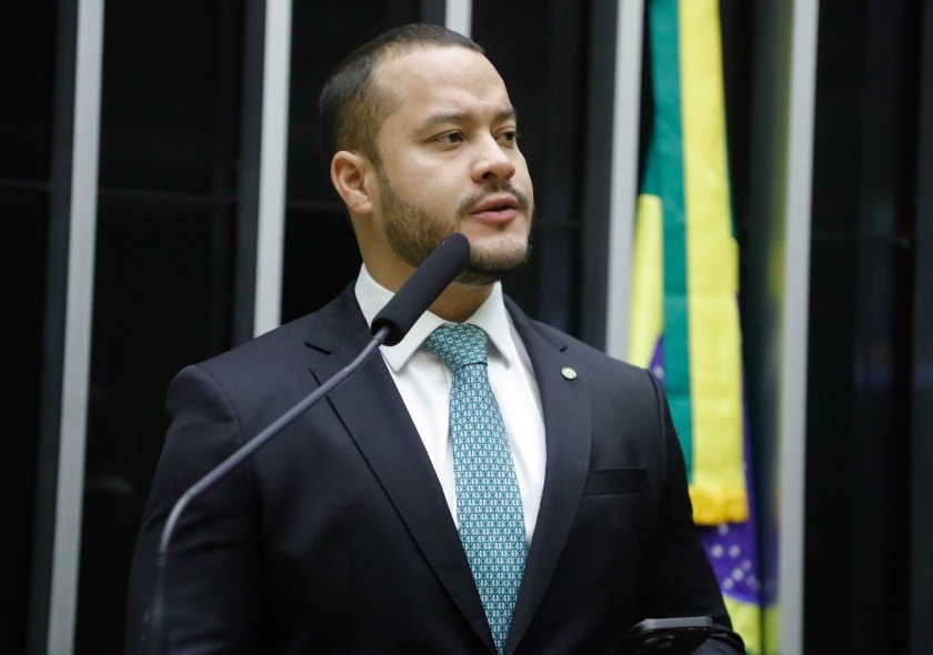 ESSES SENADORES "PERDIDOS" NOS CORREDORES DE BRASÍLIA, SÓ APARECEM POR CONVINIÊNCIA OU QUANDO PRESISÃO PARASITAR ALGUMA COISA.

JÁ É HORA DELES SEREM AFASTADOS DA VIDA POLÍTICA EM 2026.

Aécio Neves- (PSDB)
Aguinaldo Ribeiro- (PP)
Afonso Motta- (PDT)
Adail filho- (REPUBLICANOS)