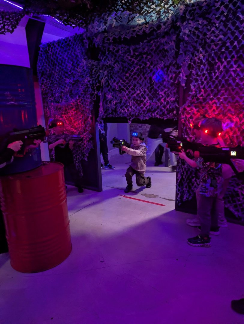 F_S_Events's tweet photo. Now that was a Fantastic Saturday! Thank you to everyone came to party with us🥳👾🎉

#FutureSurvival #Gravesend #lasertag #Gaming #Archery https://t.co/K4snXvKG7A