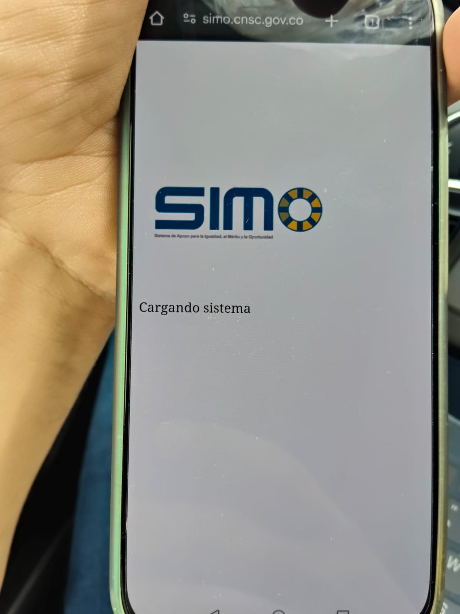 MacArthurSaenz's tweet photo. En celulares, tabletas, conputadores
@CNSCColombia
@DIANColombia
Deben tomar la decisión de si van o no a permitir que la ciudadanía ejerza su derecho a concursar.
Todo indica que no fue suficiente otorgar un día de prórroga, porque la página está caída hoh nuevamente. https://t.co/znqDQP1NWj