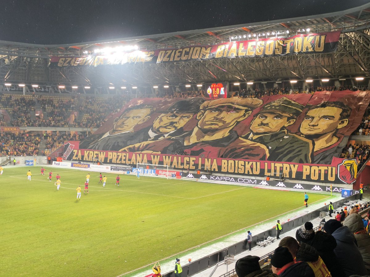 Białostocka lekcja historii ⬇️🟡🔴

facebook.com/share/p/14TrCm…