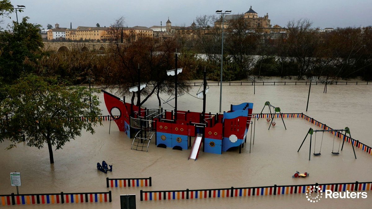 𝕁𝕠𝕟 ℕ𝕒𝕫𝕔𝕒 tweet media