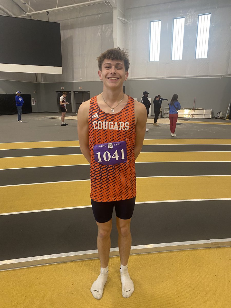 dchs_track&field tweet media