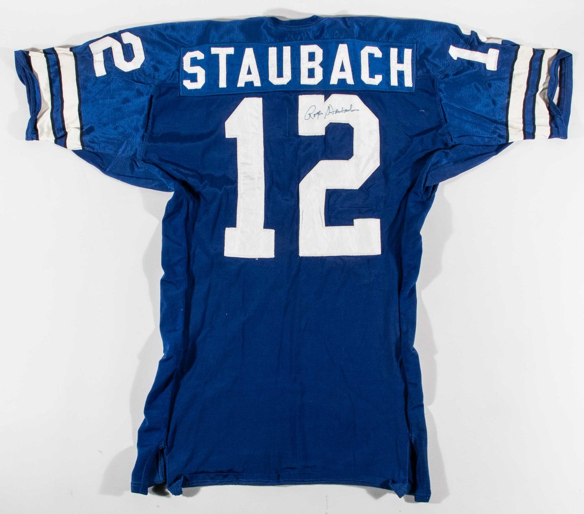 Hunt Auctions tweet media