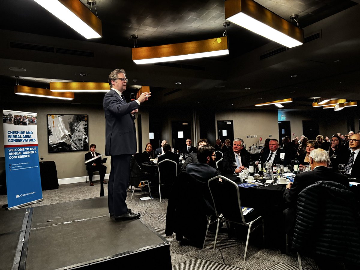 Tom Maxwell tweet media