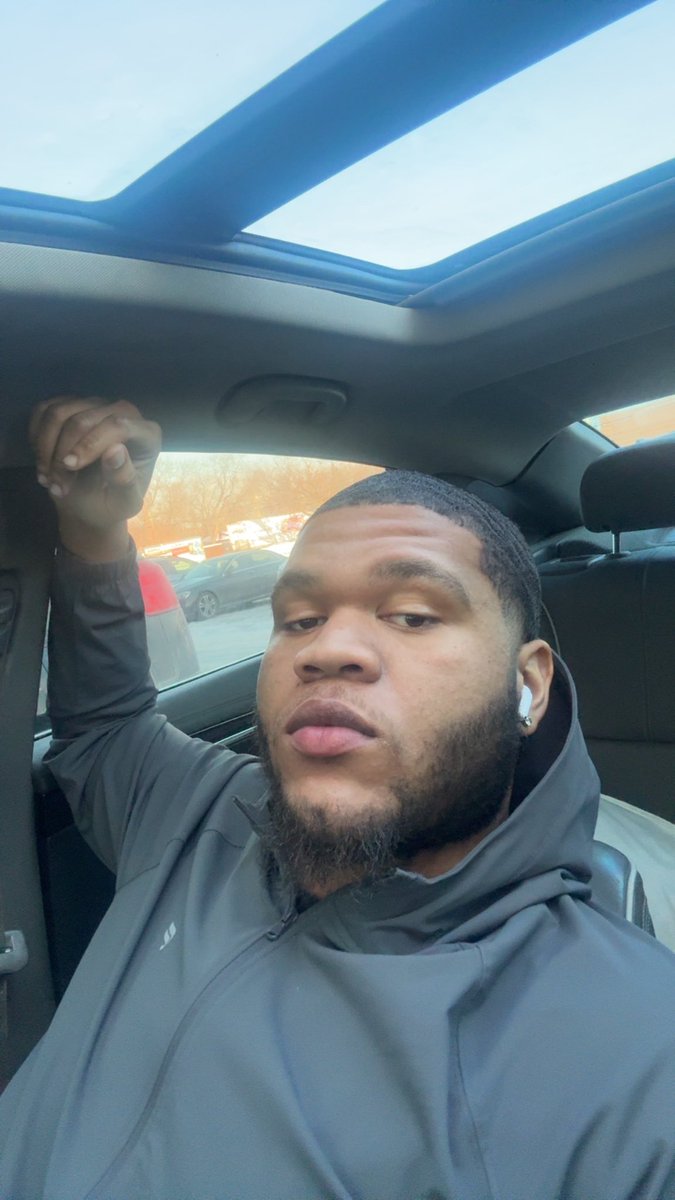 810jaybee's tweet image. 