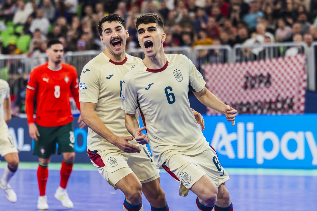 Por primera vez en la Historia una selección nacional es vigente campeona de Europa tanto en categoría femenina como en masculina. Es España.
