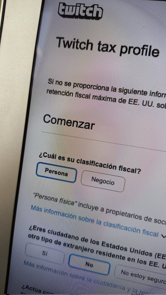 Y si regresamos a hacer #streams a #twitch??? Si me verían? 😂