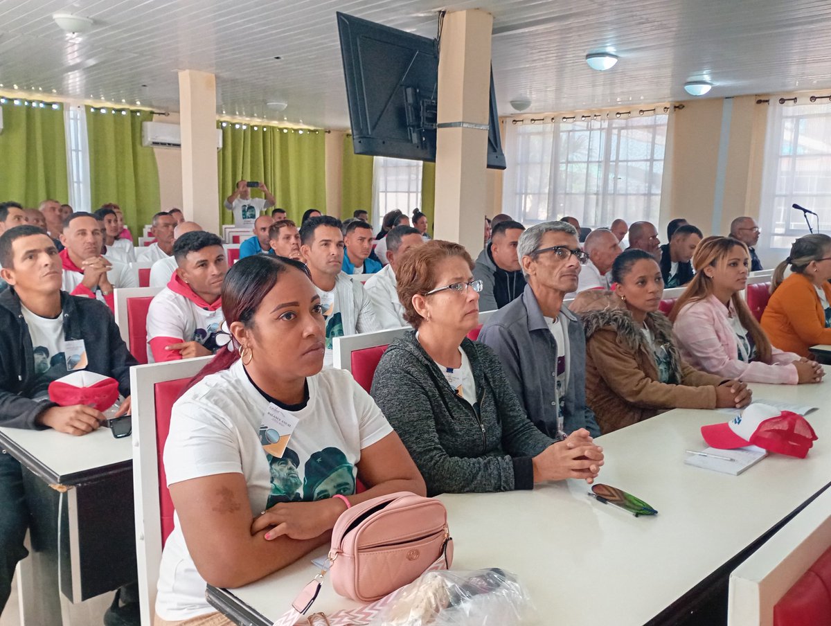 Desarrollado Balance de Trabajo de la <a href="/ecoi16/">ECOI.16 🇨🇺 "Creando nuevos cauces"</a> con un intercambio fructífero atemperado a estos tiempos y con la premisa de buscar soluciones inmediatas.Todo bajo la guía y acompañamiento del Partido.
#RevolucionEsConstruir 
<a href="/ecoi16/">ECOI.16 🇨🇺 "Creando nuevos cauces"</a> <a href="/CubaCubacons/">Grupo Empresarial Construcción y Montaje</a>