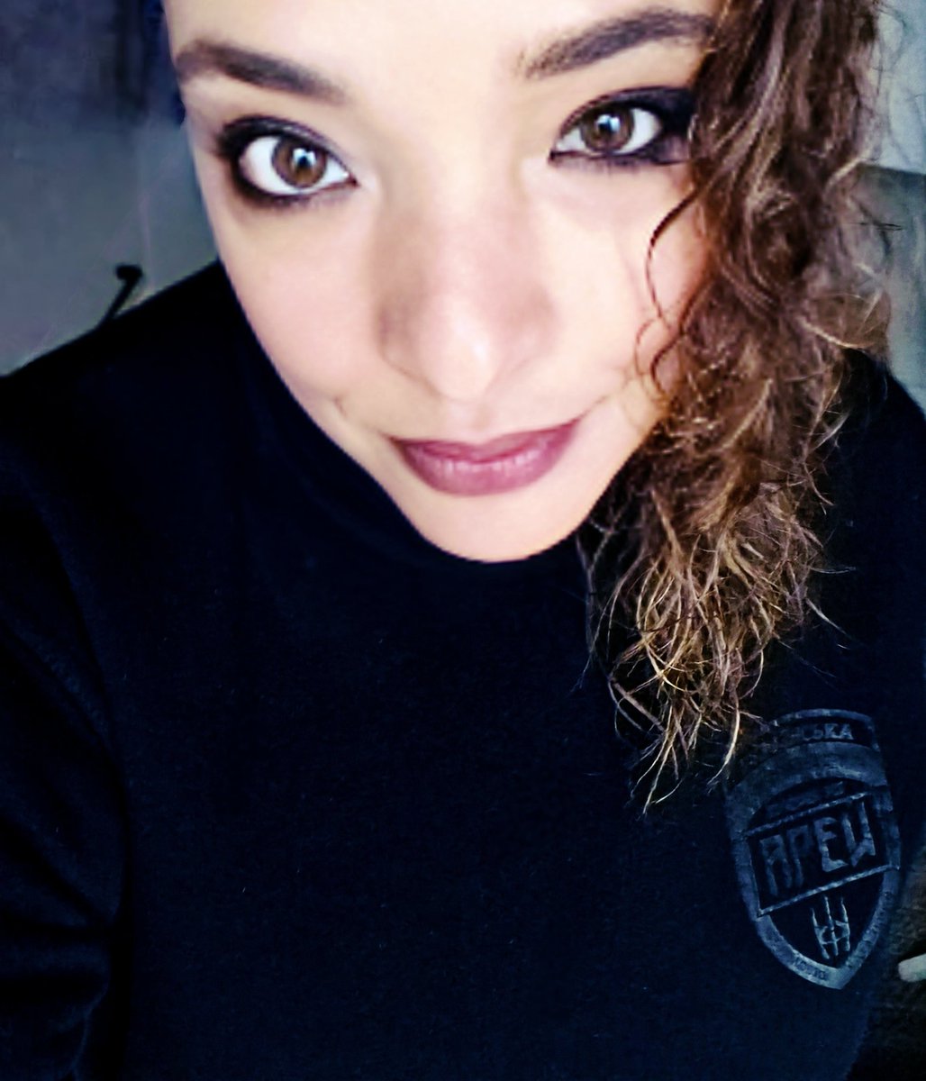 Long T. Standing / Лонг Т. Стендінг tweet media