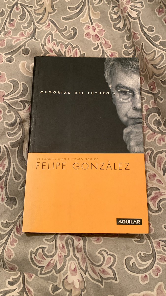 Quinto libro del año. Es fascinante lo acertado de muchos de los análisis que ya escribía este hombre en 1999 o 2000 sobre cuestiones que siguen igual: debilidad europea en defensa, relación con EE.UU. Etc. 

3€ en tienda de segunda mano