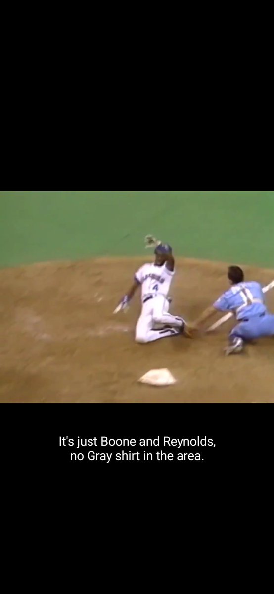 WCGhostJSP's tweet photo. @BBGreatMoments I understand that it wasn't HP umpire call to make but he was out anyways. It was the correct call. What a throw from Bo Jackson. https://t.co/fchFwNaYM7