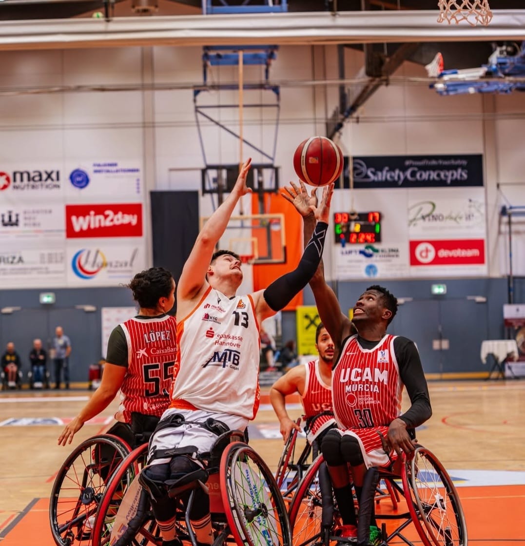 BSREspaña tweet media