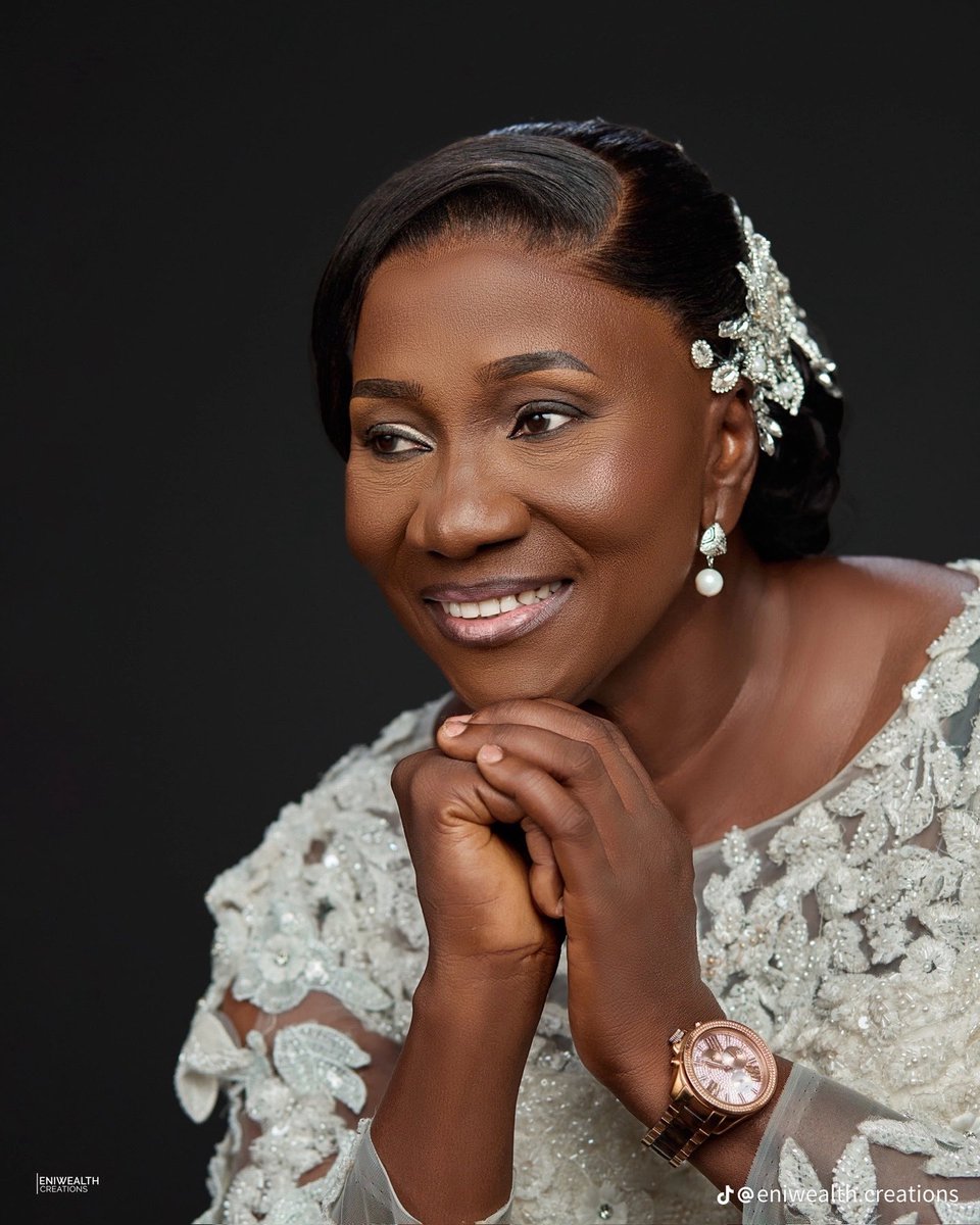 This is so cute. Only God knows how many times they have forgiven each other and said sorry.  50 years together is not easy 😍❤️