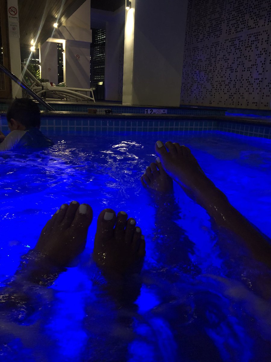 onlykorti's tweet photo. For all my toe lovers out there 😜

#toe #toepic #toes #paintednail https://t.co/cT7hvIQef0