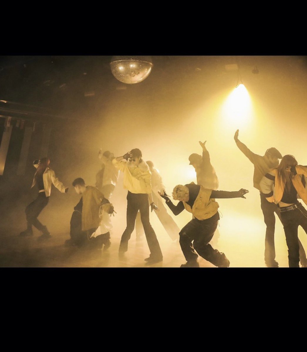 1107base's tweet image. One year ago Hongjoong released his cover of ‘Beat It’ by one of his idols Michael Jackson. 

#HONGJOONG #홍중