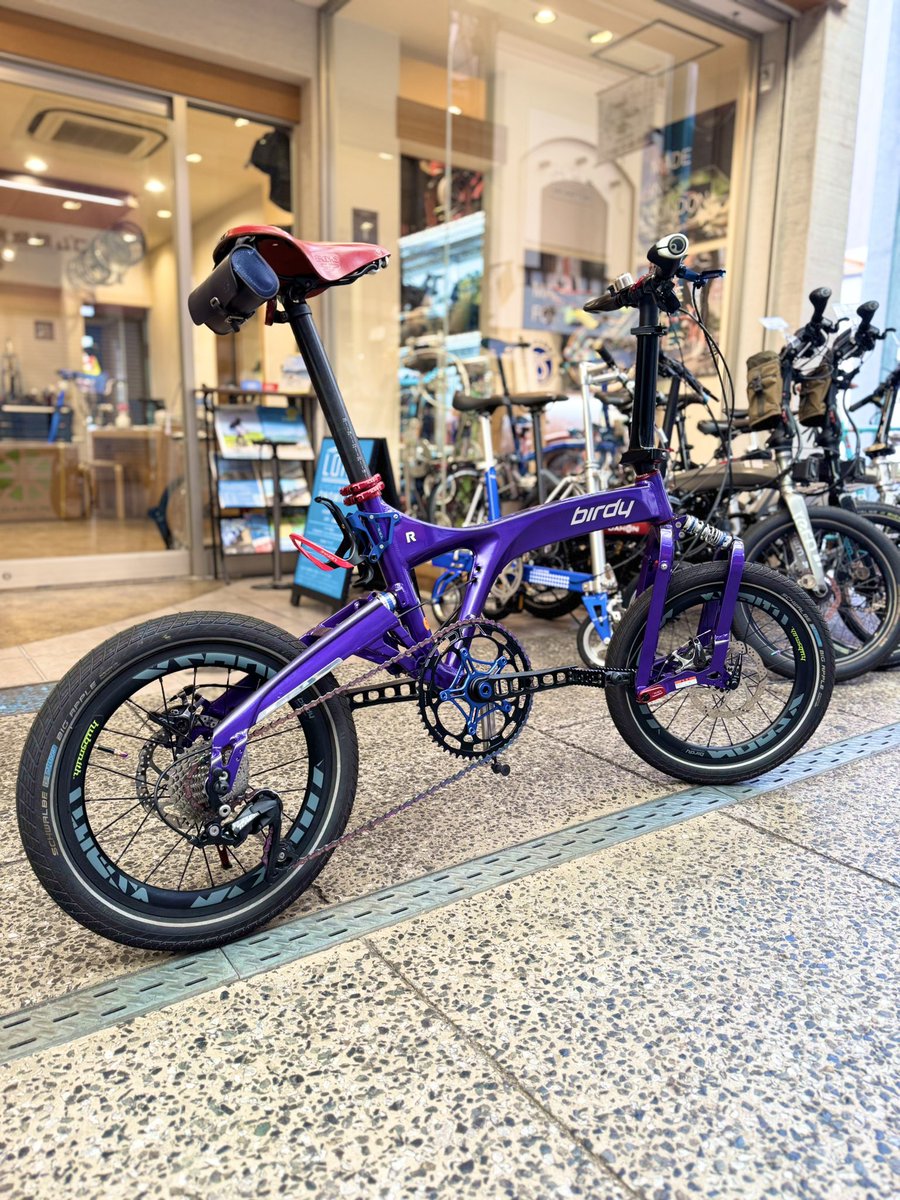 LORO_ONOMICHI's tweet photo. birdy R × RIDEAカスタム😎
birdy用 新型クランク
▶︎ 3D Crank Evo System
インストールさせていただきました。
持った瞬間わかる軽さ。
カーボンのような軽量感で走りも期待大です🔥
春のライド楽しんでください🌸
ご依頼ありがとうございました♪
#birdy #RIDEA #ミニベロ #カスタム https://t.co/2w3A2QFtjQ
