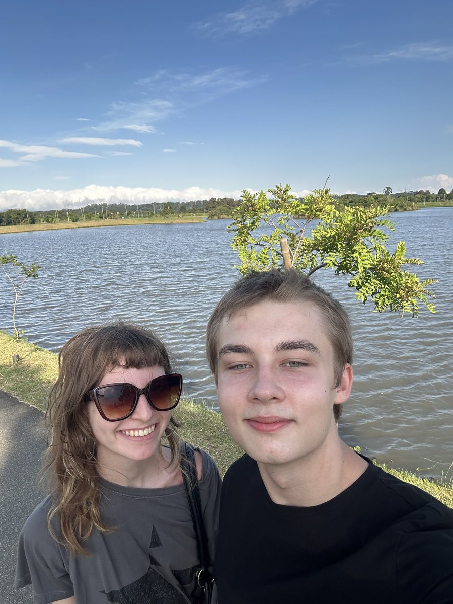 cbcostaaa's tweet image. aqueles beijoqueiros metropolitaners