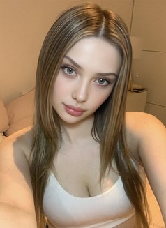 Taylor Ambrose tweet media