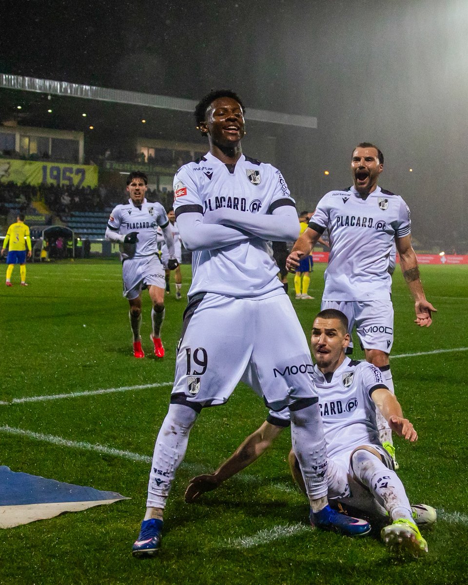 VitoriaSC1922's tweet photo. OUMAR CAMARA 💎
#UnidosPeloVitória • #FCAVSC https://t.co/PF2GZntLWz