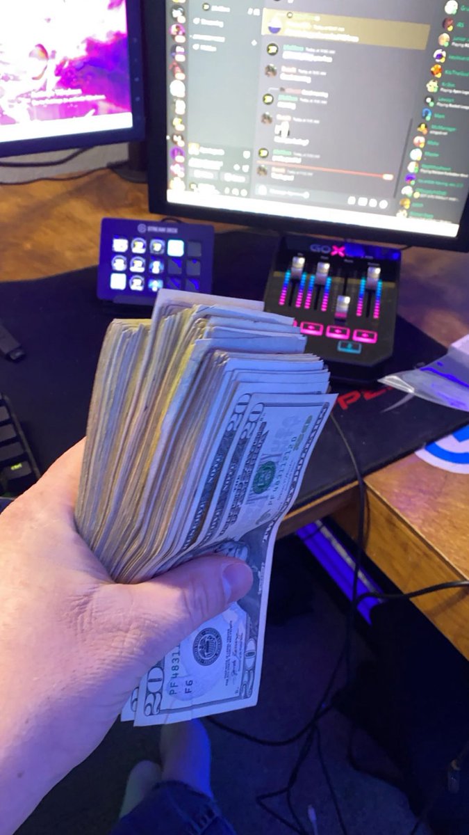 ᴱⁿᴰ JR ☢️ tweet media