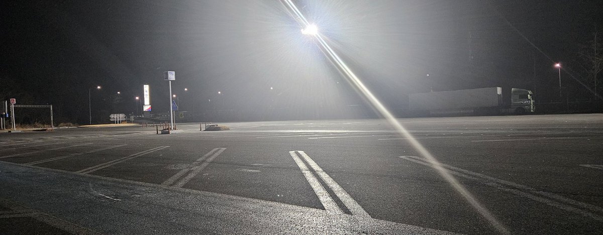 P1ckUp_'s tweet photo. Midnight driving https://t.co/HaJW8tDzGA