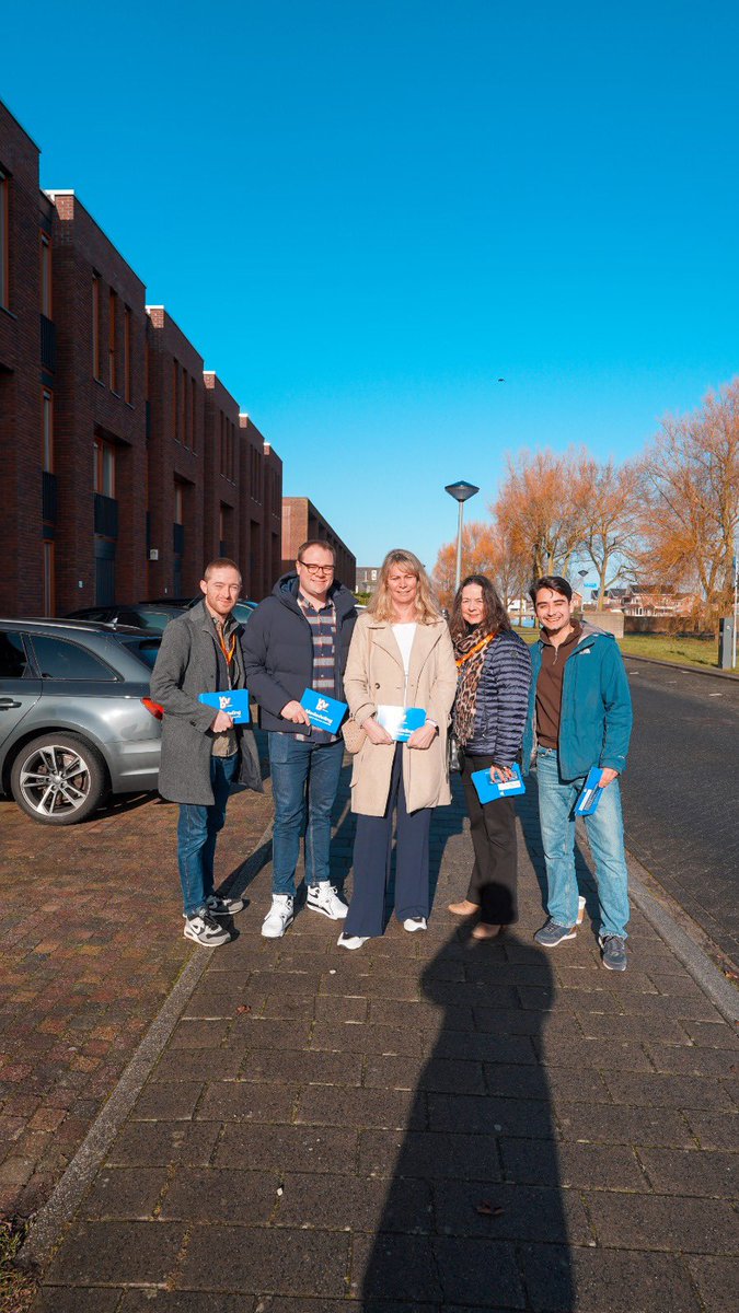 VVD Almere tweet media