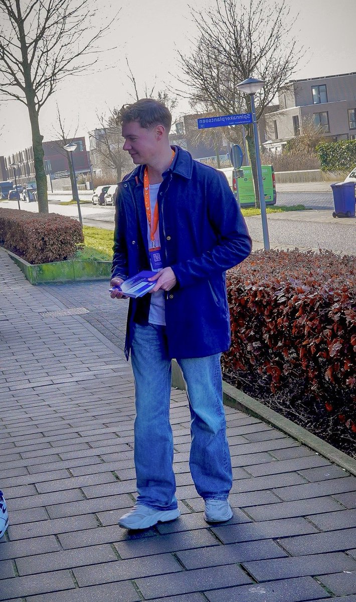 VVD Almere tweet media