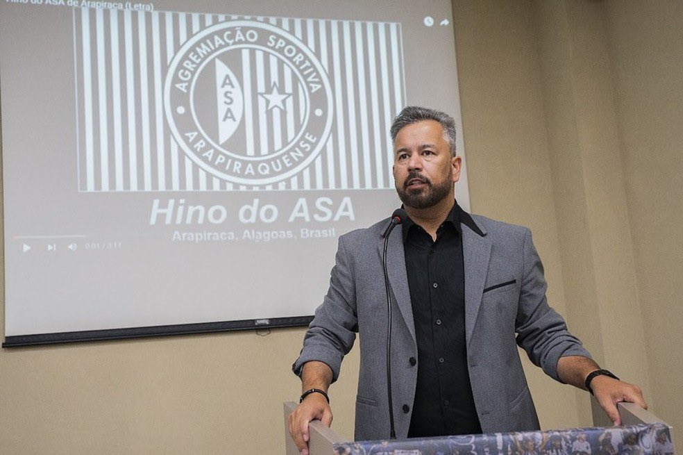 Presidente do ASA, Rogério Siqueira confirma solicitação de arbitragem de fora nas duas partidas das semifinais do estadual contra o Murici. Primeiro jogo em Murici, decisão da vaga para final em Arapiraca em datas e horários para definir.