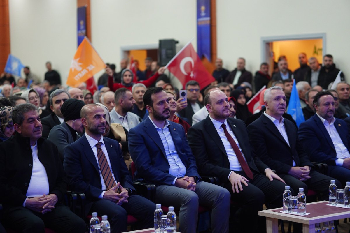 Memleketim Yalova’da gerçekleştirilen AK Parti Esenler Motivasyon Kampı’nda teşkilatımızın heyecanına, azmine ve inancına bir kez daha şahit olduk.

Bu güçlü enerjiyle Türkiye Yüzyılı hedeflerimize kararlılıkla yürüyor, yolumuza daha da güçlenerek devam ediyoruz.

Durmak yok,
