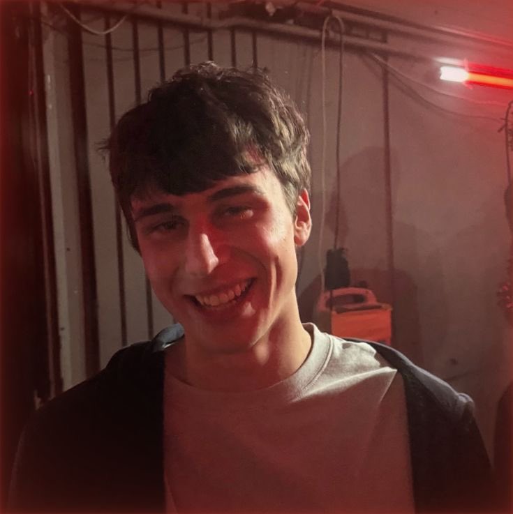 k778772's tweet photo. jakov nolastname has donated $150,000 to the LGBTQIA+ "this is for my best friend lovro since he’s gay and stuff” he stated #sramhr https://t.co/mG7ekOFAOt