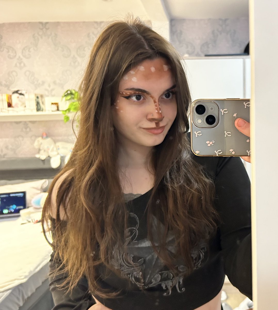 elaschmela tweet media