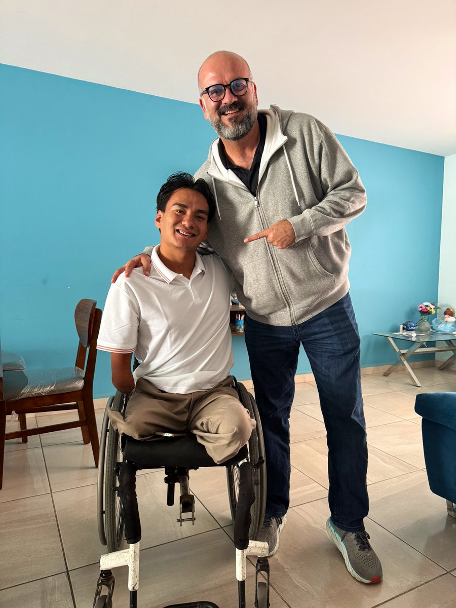 Tuve el gusto de visitar al máximo medallista mexicano en los Juegos Paralímpicos Paris 2024 y orgullosamente leonés, <a href="/angelcamachomx/">Ángel Camacho 🇲🇽</a>, con quien platicamos sobre sus próximas competencias en este nuevo ciclo rumbo a Los Ángeles 2028. 

¡Gracias por el recibimiento Ángel!