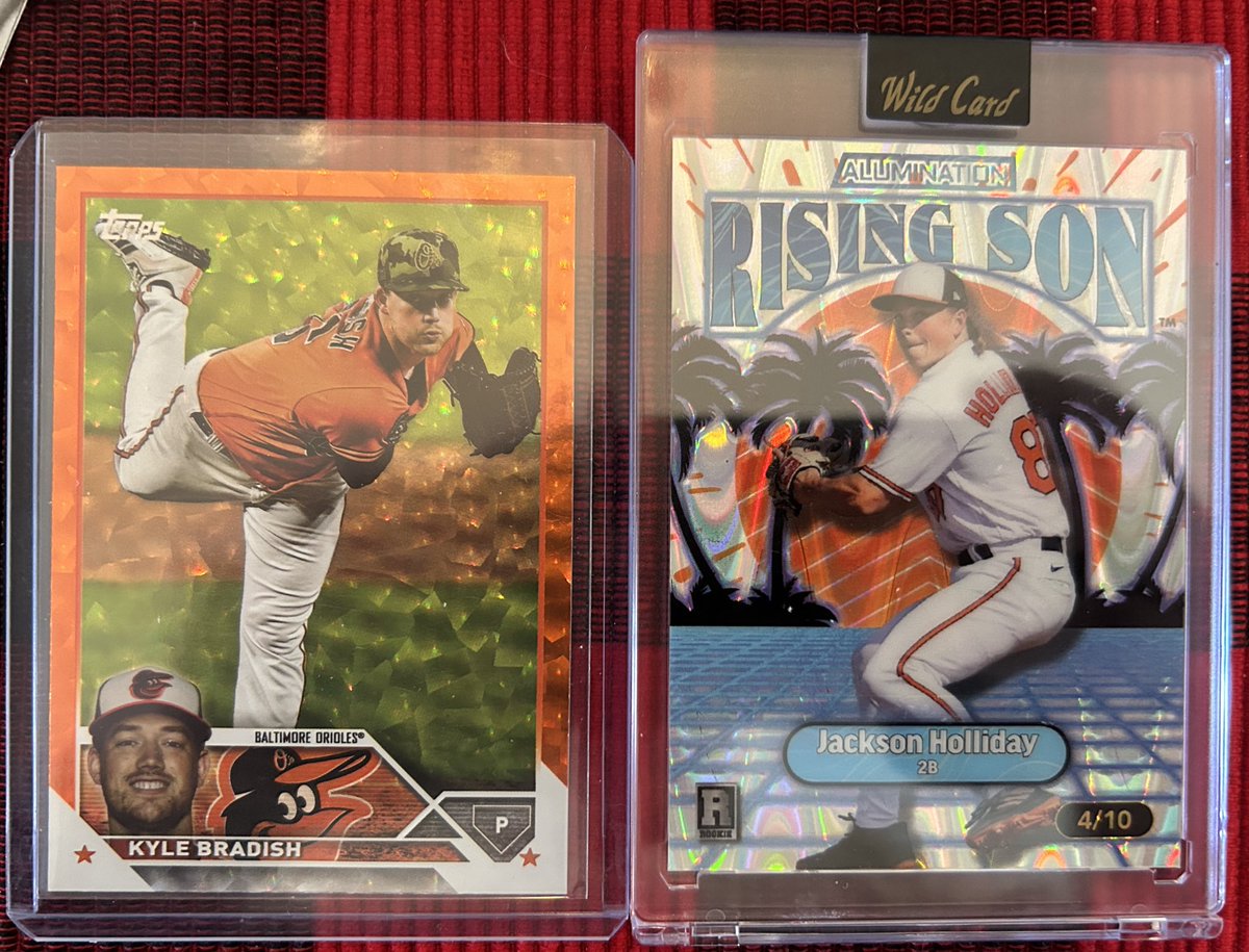 Today's #Mailday orange color match Bradish /299 and Holiday 4/10