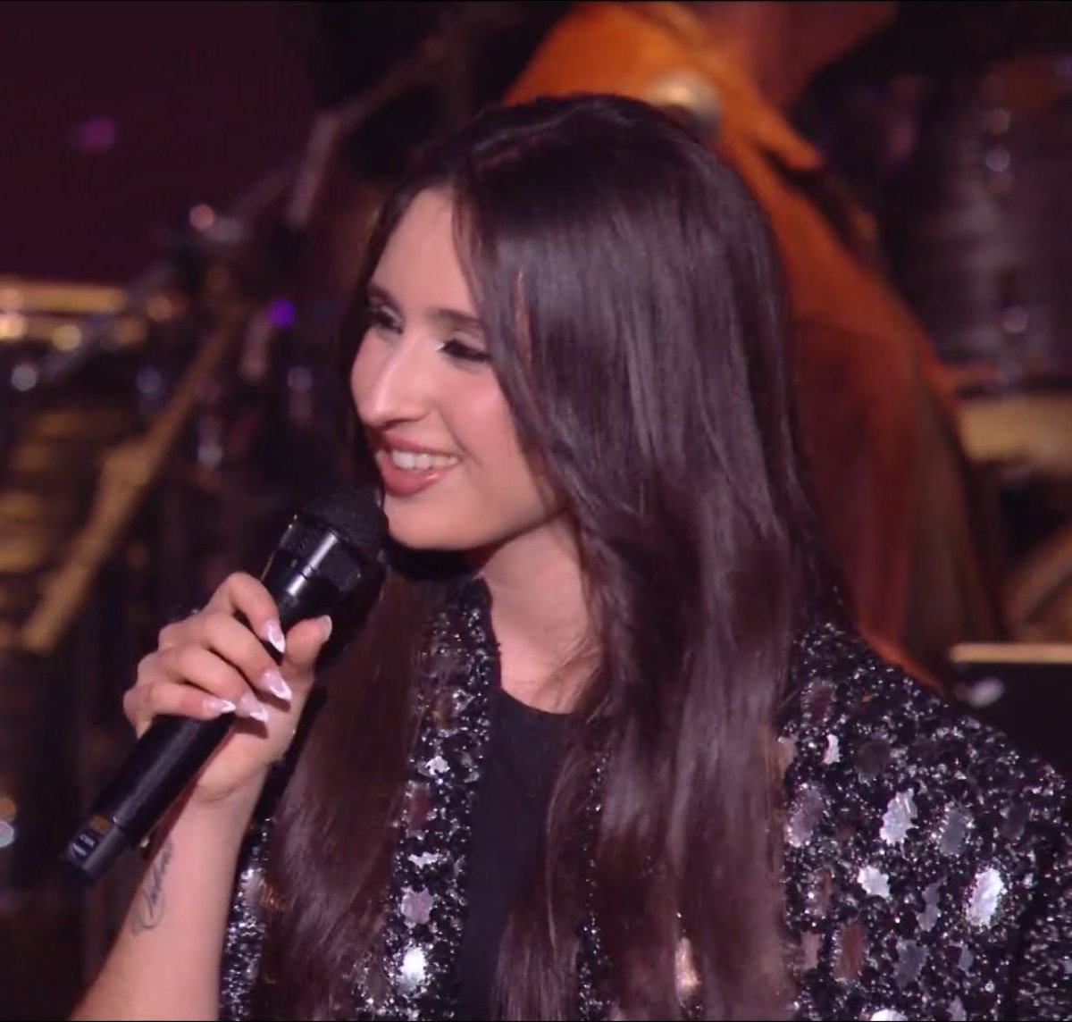didinefangirl's tweet photo. Regarder comme Lucie est fier de Ambre alors rendons la encore plus fier et on vote 1 merci bien 🤭🥰 #StarAcdemy #staracademylafinale https://t.co/IG0VV4qQYJ