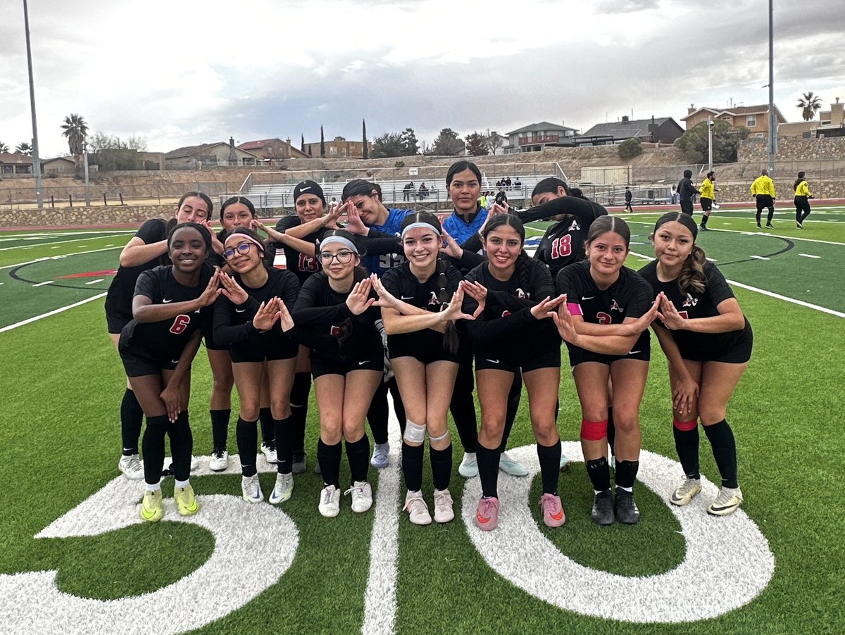 Girls_SoccerAHS's tweet photo. Final results against Horizon! 
JV-3-0
Kendyll Woodard 🎩🪄
Varsity 11-0
Nikki Carrillo⚽️⚽️⚽️
Gen Hernandez 🅰️🅰️
Regina Perez⚽️🅰️
Bella Escobar🅰️🅰️⚽️⚽️
Bianca Alarcon⚽️🎂
Alexia Flores⚽️🅰️
Isabella Vasquez⚽️
Brianna Delarosa🅰️
Julissa Alvarado⚽️
Azeree Nuñez⚽️
Zaryha Wheeler🧤 https://t.co/gyApnRyBYw