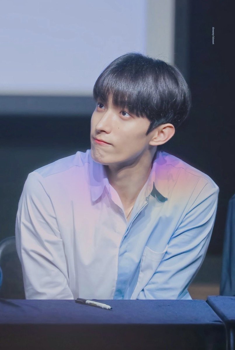 笑顔溢れる1日が過ごせますように🌻

 #SEVENTEEN
 #DK #도겸