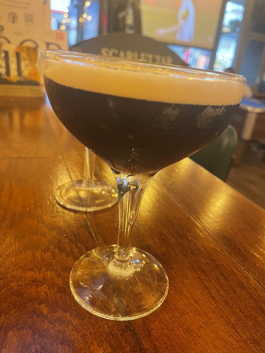 MissHeidi_X's tweet photo. Thanks to those who bought my drinks tonight. That’s how you get my attention 🍸 https://t.co/Fan0qn6MAc