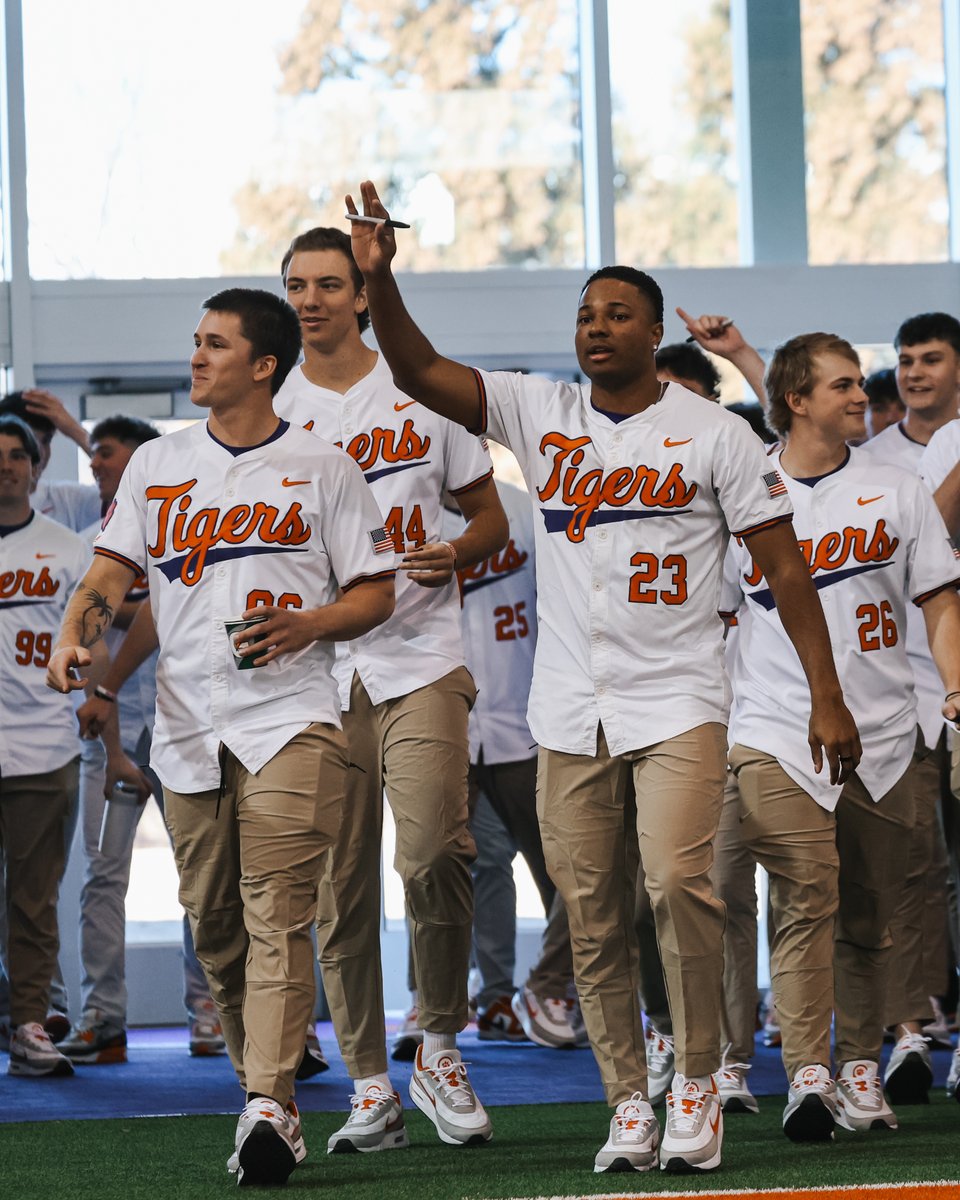 Clemson Baseball tweet media