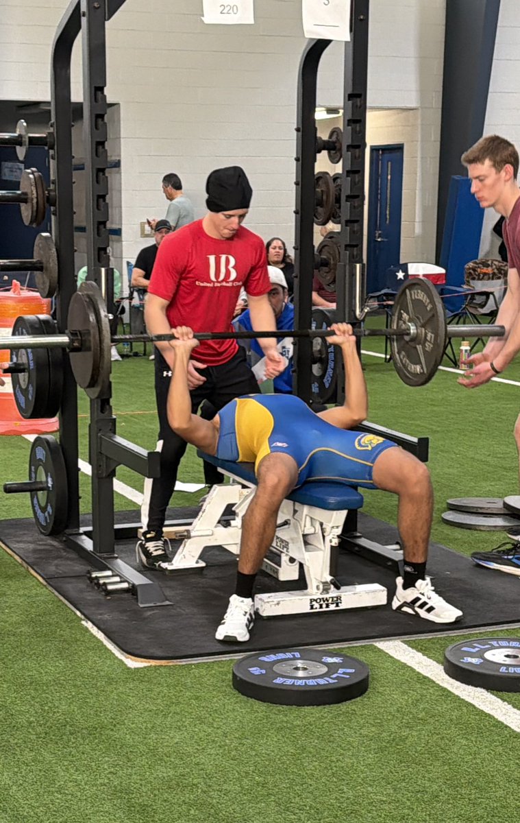 Coach Harris tweet media