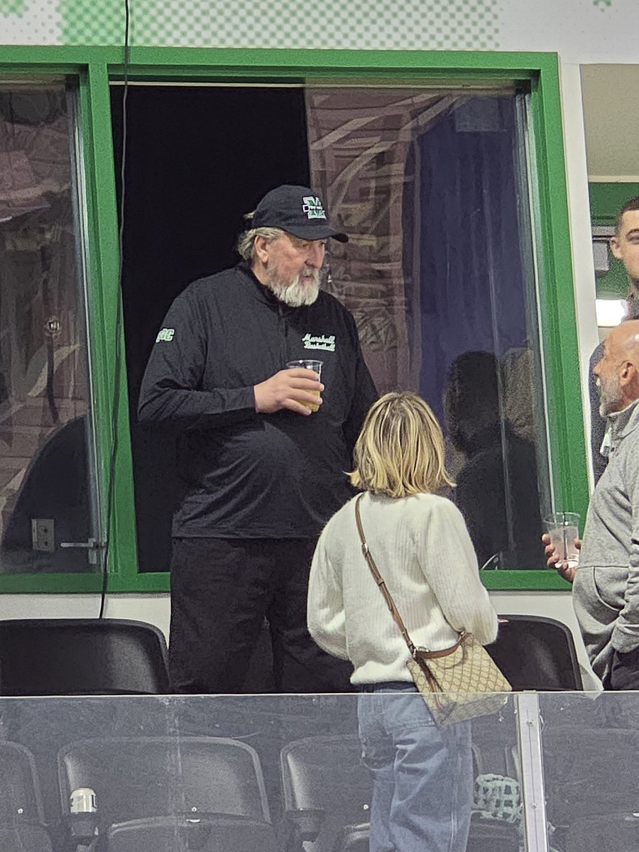 Kelly Green Report tweet media